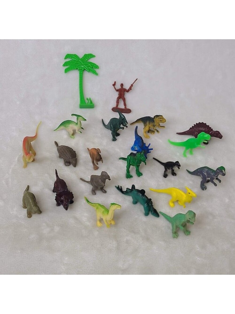 21 Pc Mini Dinosaur Figure Lot T Rex Triceratops Tree Soldier Toys - Picture 2 of 11